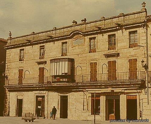 Palacio Antigua Audiencia Ciudad-Rodrigo 외부 사진