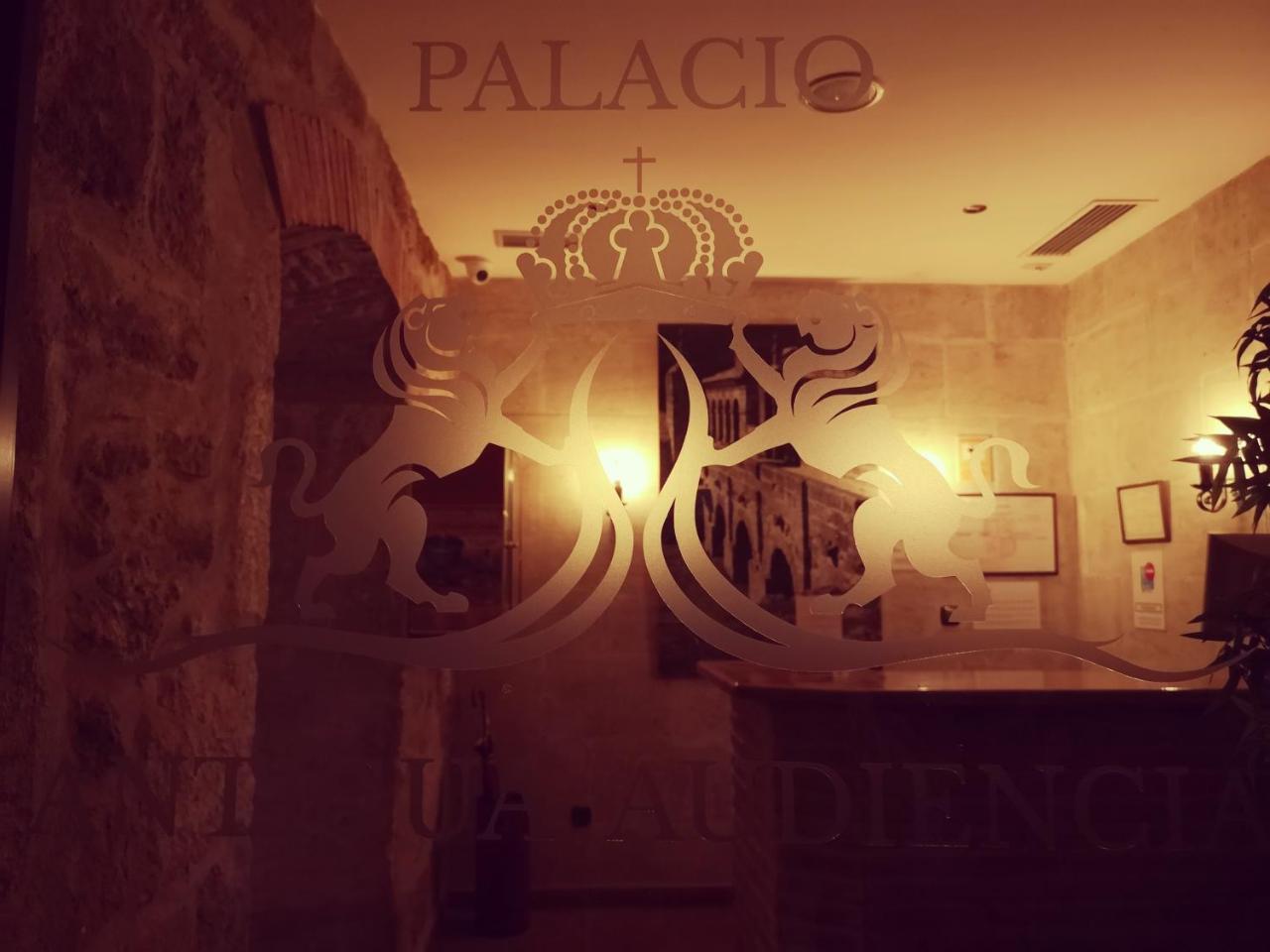 Palacio Antigua Audiencia Ciudad-Rodrigo 외부 사진